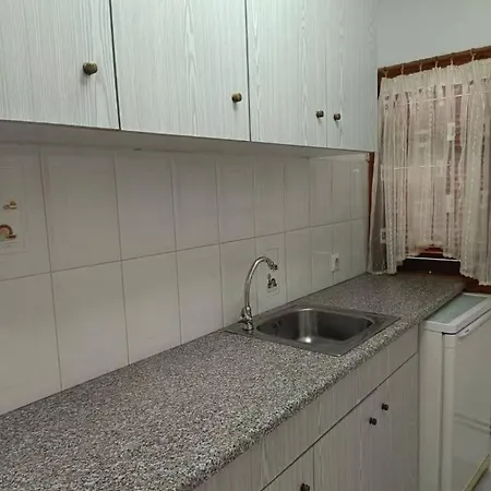 Erika's نيوس مارماراس